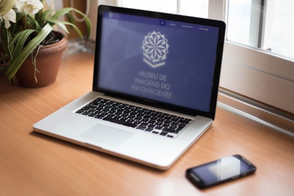 Landing page para o Museu de Imagens do Inconsciente